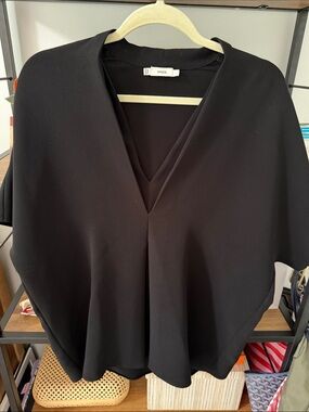 Vince Black V-Neck, Short sleeved, Draped Blouse